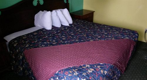 Super 8 By Wyndham Sonora Motel Ngoại thất bức ảnh