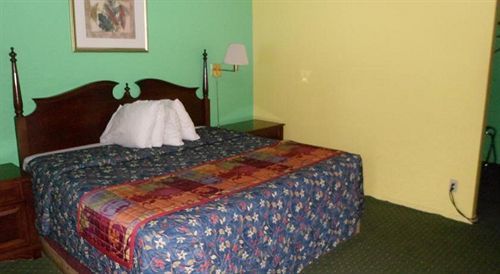 Super 8 By Wyndham Sonora Motel Ngoại thất bức ảnh
