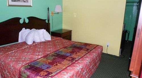 Super 8 By Wyndham Sonora Motel Ngoại thất bức ảnh