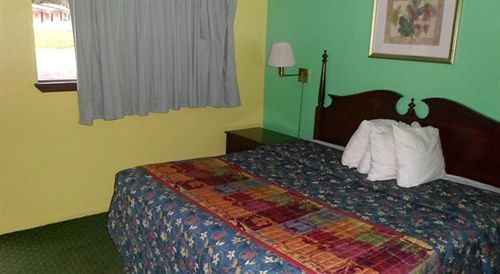 Super 8 By Wyndham Sonora Motel Ngoại thất bức ảnh
